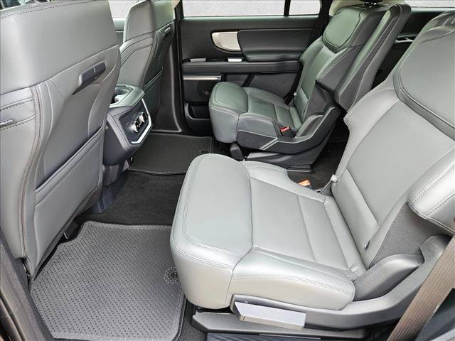 New 2026 Ford Expedition Active RWD image 16