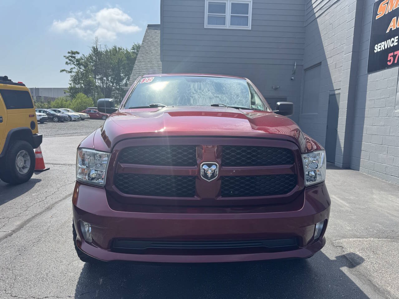 Used 2018 RAM 1500 Express AWD/4WD image 2