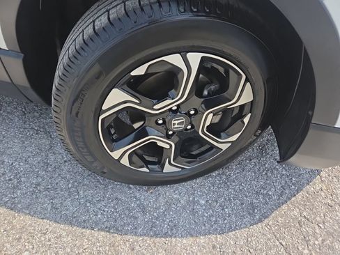 Used 2018 Honda CR-V Touring image 8