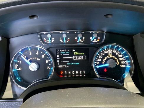 Used 2013 Ford F150 Lariat w/ Luxury Equipment Group RWD image 18