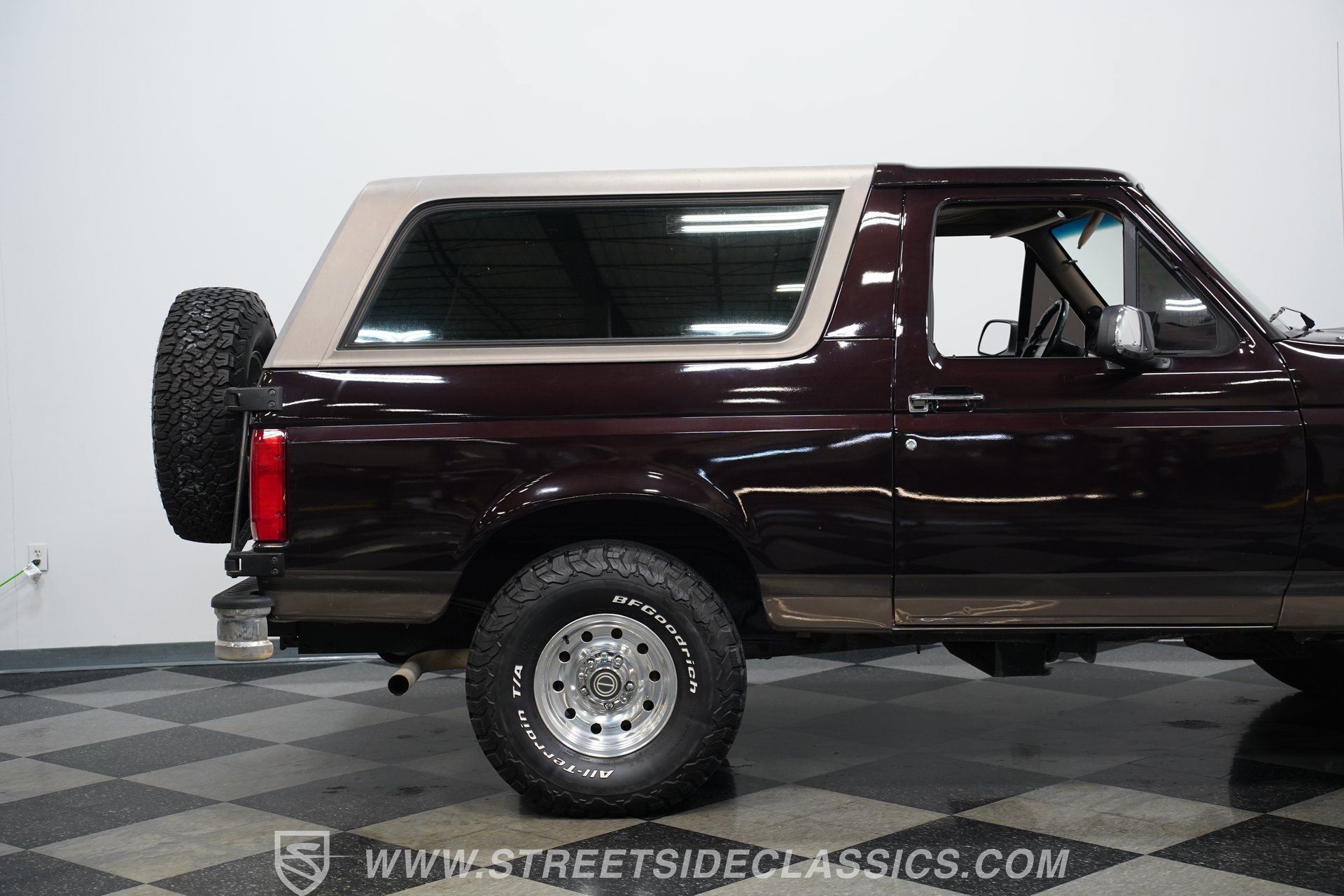 Used 1996 Ford Bronco Eddie Bauer AWD/4WD image 28