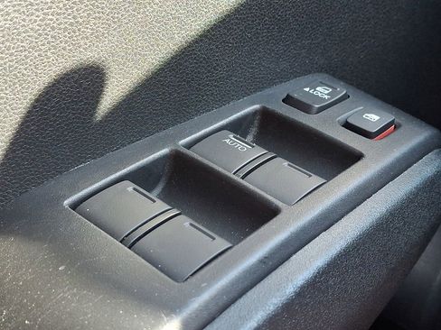 Used 2012 Honda Fit Sport image 23
