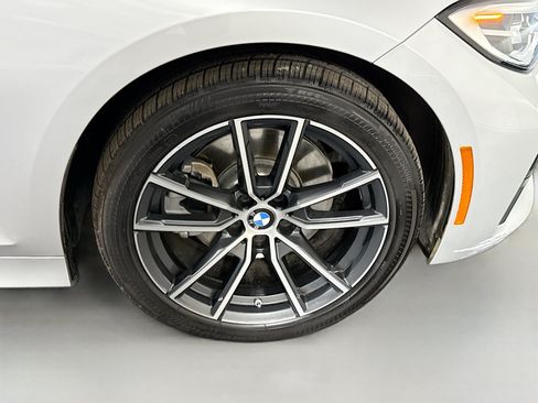 Used 2019 BMW 330i Sedan w/ Convenience Package RWD image 32