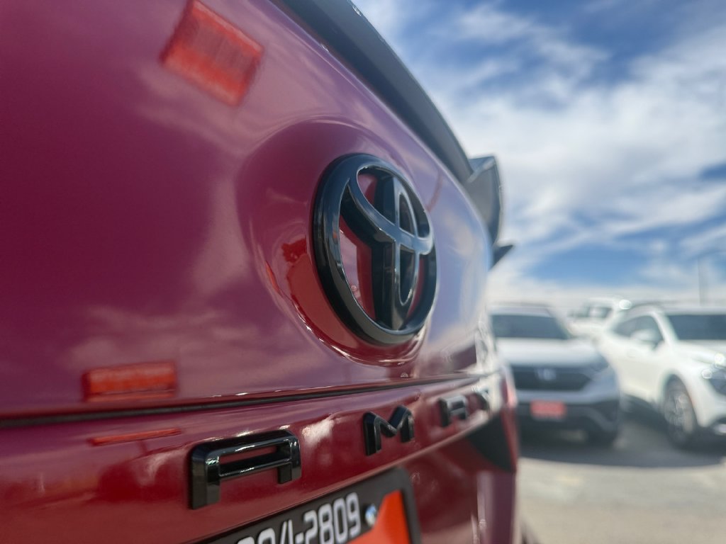 Used 2020 Toyota Camry TRD FWD image 31