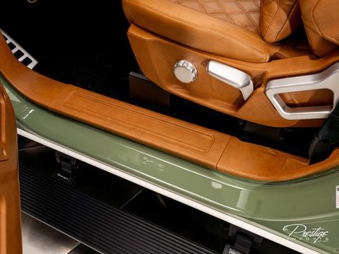 Used 2025 Ford Bronco Badlands image 29