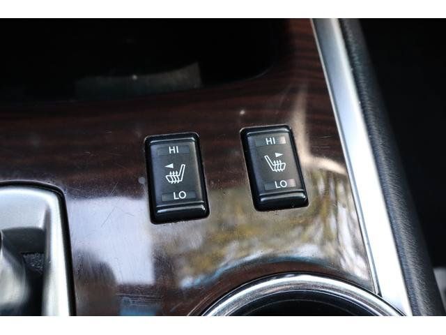 Used 2015 Nissan Pathfinder SL w/ Trailer Tow Package FWD image 17