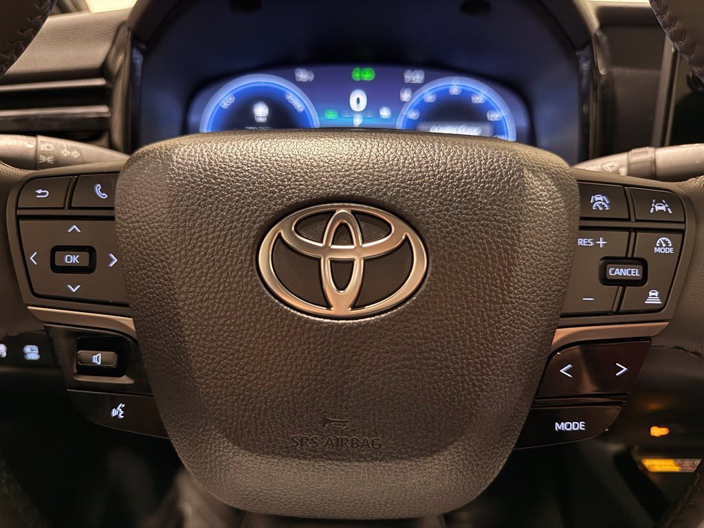 Used 2026 Toyota Camry XSE w/ Premium Plus Package FWD image 23