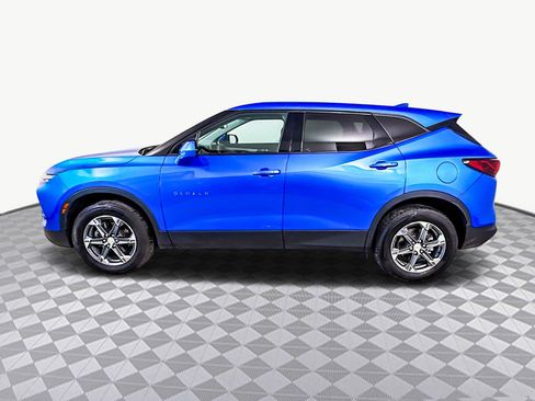 Used 2024 Chevrolet Blazer LT image 2