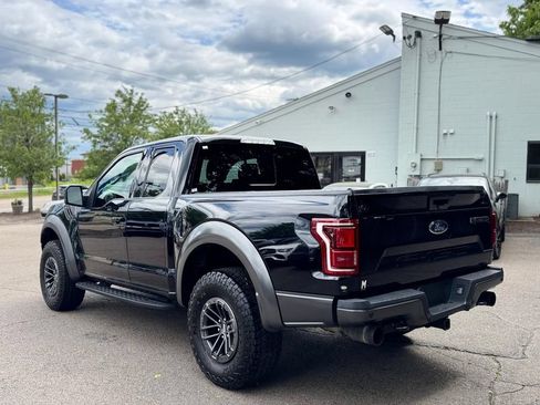 Used 2019 Ford F150 Raptor w/ Equipment Group 802A Luxury AWD/4WD image 4