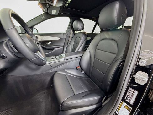 Used 2021 Mercedes-Benz C 300 Sedan image 5