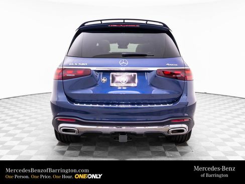 New 2026 Mercedes-Benz GLS 580 4MATIC image 4