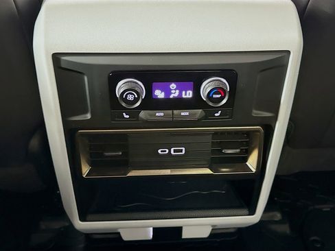 Used 2024 GMC Hummer EV 2X image 25