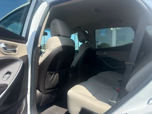 Used 2018 Hyundai Santa Fe Sport w/ 2.4L Value Package 02 AWD/4WD image 10