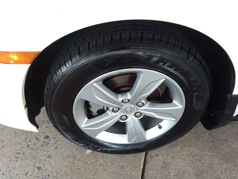 Used 2018 Honda Odyssey EX-L image 30