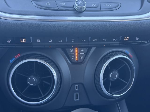 New 2026 Chevrolet Blazer LT w/ Convenience Package FWD image 27
