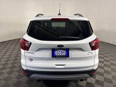 Used 2019 Ford Escape SEL AWD/4WD image 9