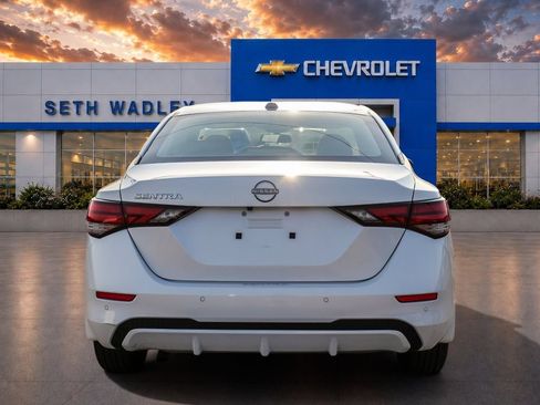 Used 2025 Nissan Sentra SV w/ Trunk Package FWD image 6