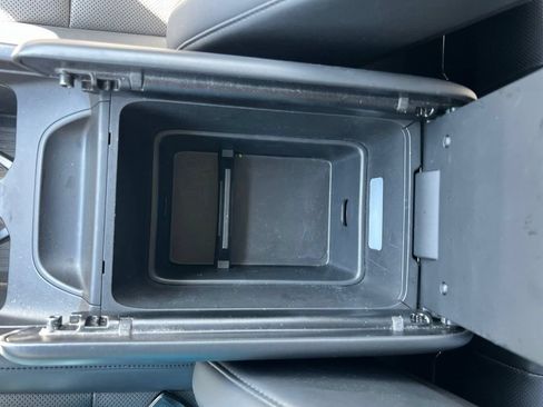 Used 2025 Hyundai Santa Fe SEL FWD image 24