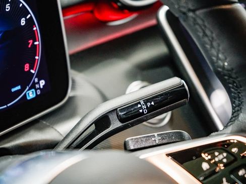 Used 2025 Mercedes-Benz C 300 Sedan image 21