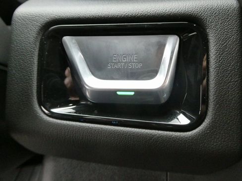 New 2026 GMC Yukon XL Denali w/ Sun & Power Step Package AWD/4WD image 8