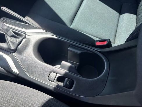 Used 2023 Toyota Corolla LE FWD image 18