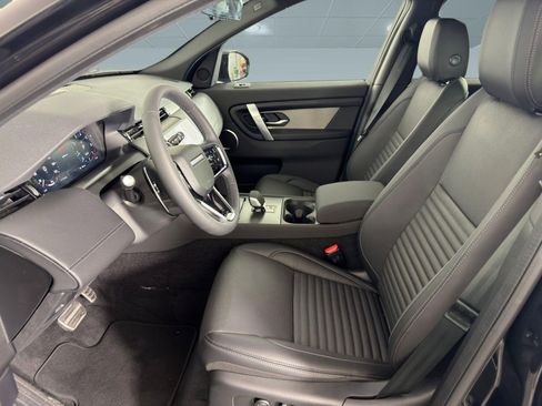 Used 2026 Land Rover Discovery Sport Landmark image 5