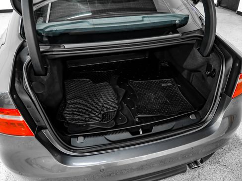 Used 2019 Jaguar XE R-Sport AWD/4WD image 64