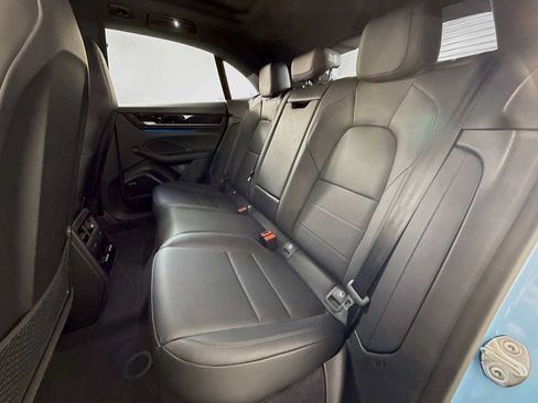 New 2026 Porsche Macan Electric RWD image 23