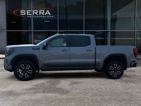 Used 2025 GMC Sierra 1500 AT4 w/ AT4 Premium Package AWD/4WD image 2