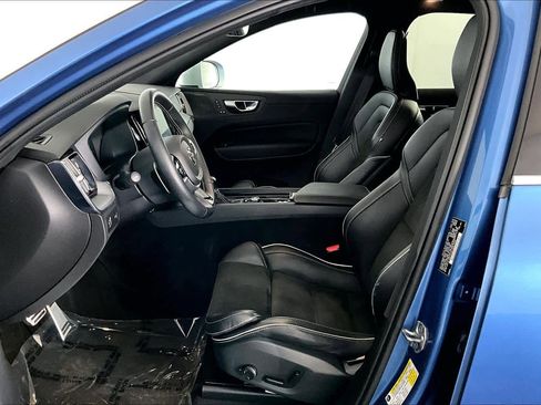 Used 2019 Volvo XC60 T6 R-Design AWD/4WD image 9