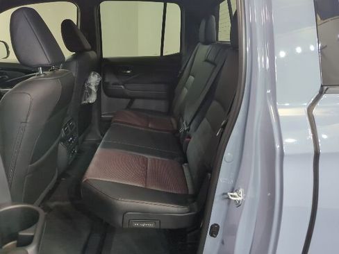 New 2026 Honda Ridgeline Black Edition image 11
