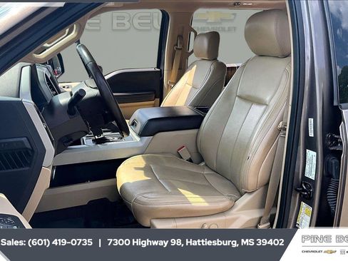 Used 2020 Ford F150 Lariat image 19