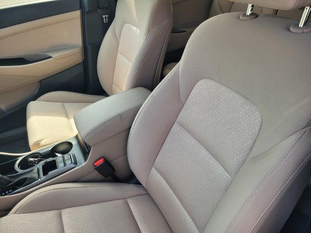 Used 2018 Hyundai Tucson Value w/ Cargo Package FWD image 11