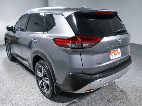 Used 2023 Nissan Rogue Platinum w/ Platinum Premium Package image 9