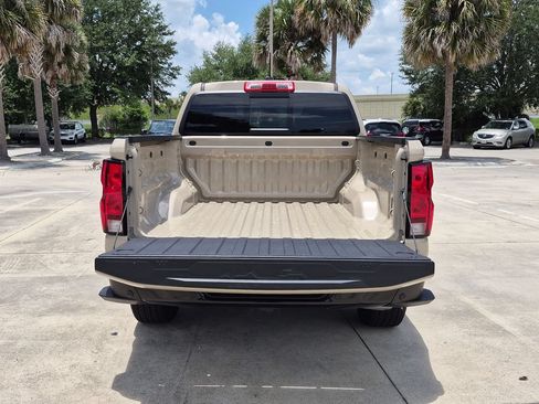 Used 2024 Chevrolet Colorado W/T w/ Safety Package RWD image 21