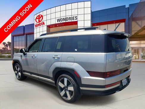 Used 2025 Hyundai Santa Fe Limited FWD image 7