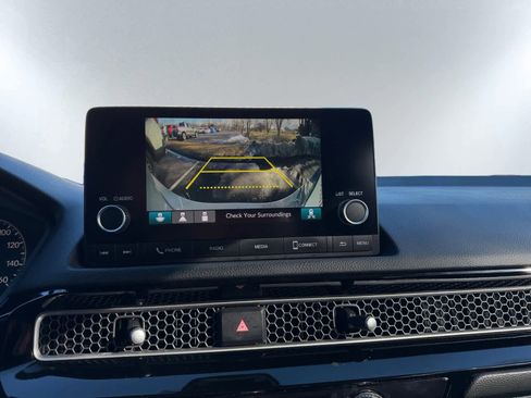 Used 2025 Honda Civic Sport image 15