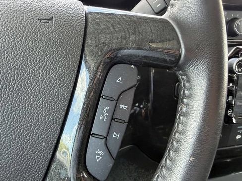 Used 2021 Chevrolet Express 2500 RWD image 35