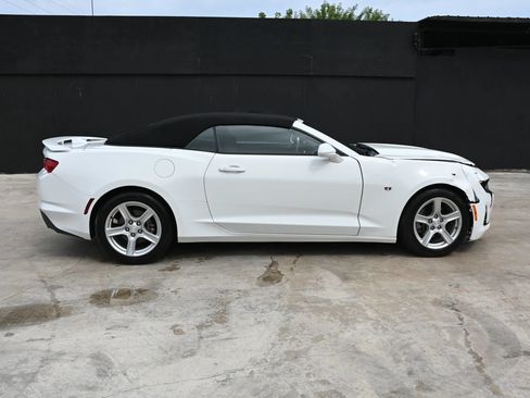Used 2020 Chevrolet Camaro LT RWD image 7