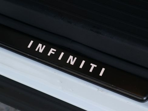 Certified 2025 INFINITI QX60 Luxe image 26