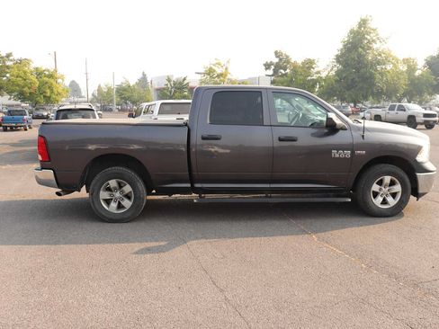 Used 2016 RAM 1500 Tradesman w/ Popular Equipment Group AWD/4WD image 4