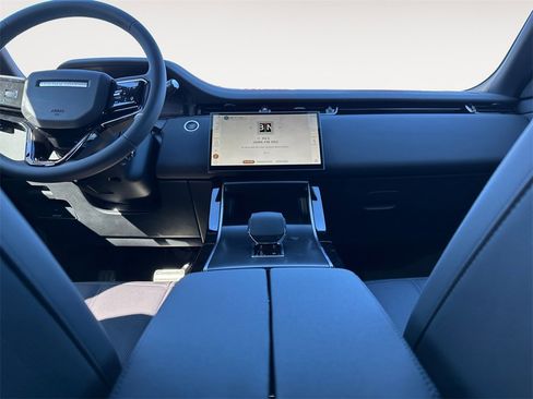 New 2026 Land Rover Range Rover Evoque Dynamic SE image 11