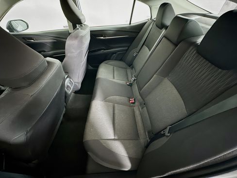 Used 2025 Toyota Camry LE FWD image 28