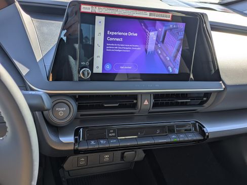 New 2026 Toyota Prius LE image 15