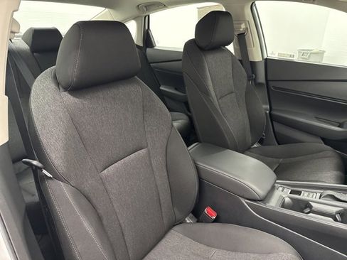 Certified 2025 Honda Accord SE image 23
