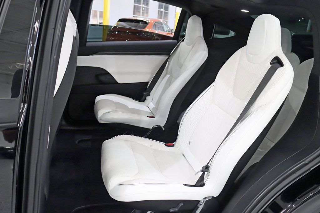 Used 2022 Tesla Model X Plaid AWD/4WD image 30