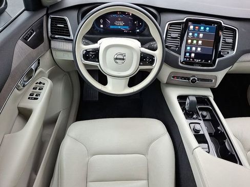 Used 2023 Volvo XC90 B5 Plus w/ Protection Package Premier image 16
