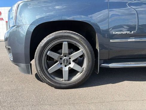 Used 2019 GMC Yukon Denali AWD/4WD image 10