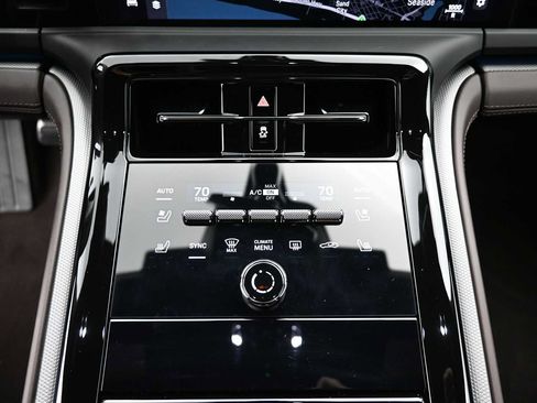 New 2026 Porsche Panamera RWD image 15