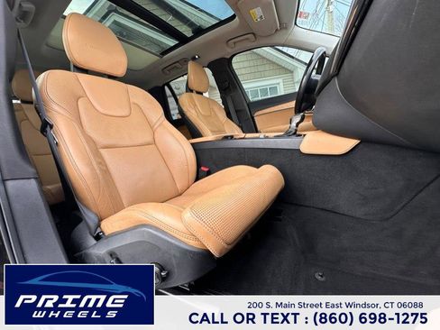 Used 2016 Volvo XC90 T6 Inscription w/ Vision Package image 18